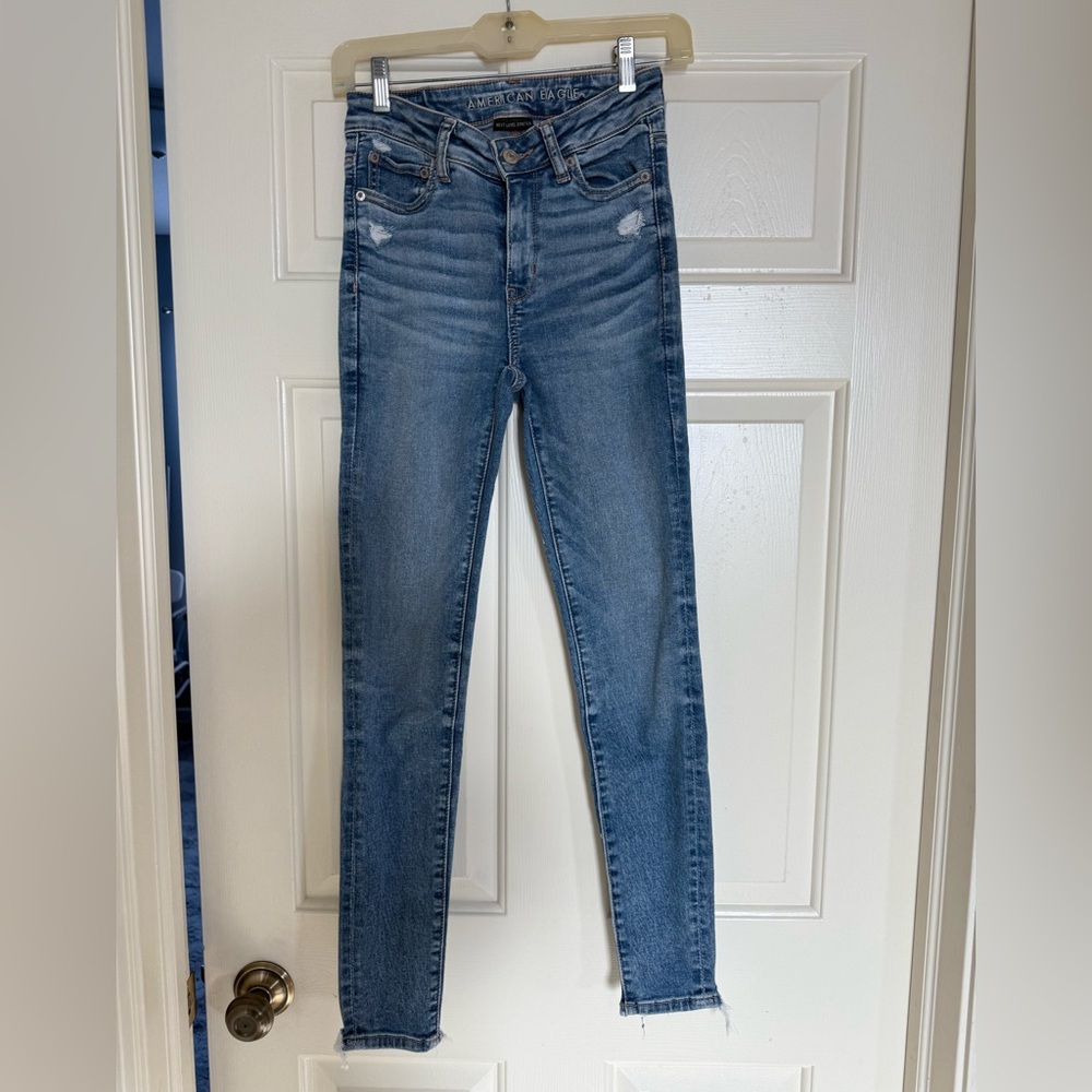 American Eagle Crossover Waist Skinny Jeans